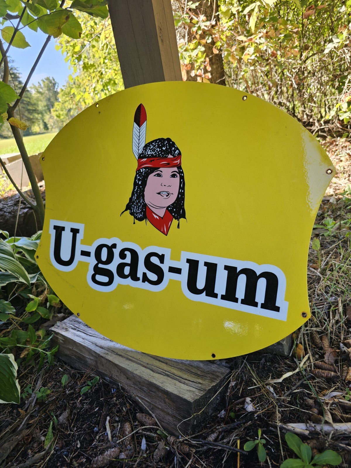 GIANT VINTAGE U-GAS-UM PORCELAIN GAS PUMP SIGN INDIAN 24″ X 20″