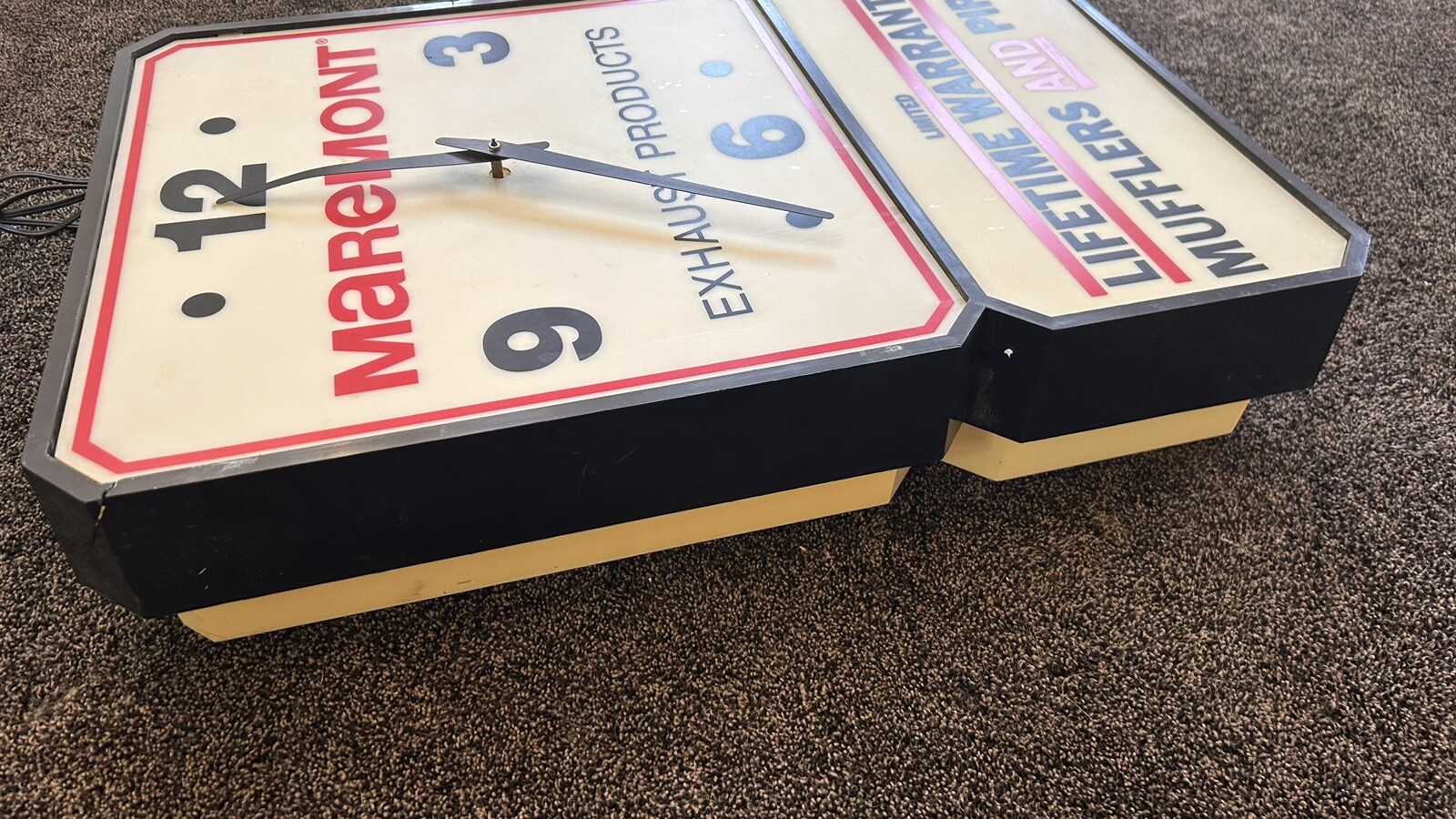 Vintage Maremont Mufflers Exhaust Products Lighted Clock – Working 18×28