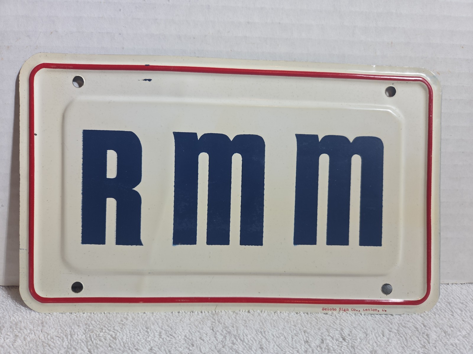 Vintage 1940’s 1950’s FLEET WING Gas & Oil INITIAL ” R M M ” Scioto Sign Co. NOS