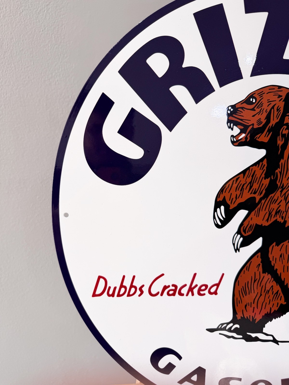 Vintage Bear Oil Company Grizzly Gasoline Heavy Metal Sign – 19.7″ (50cm)