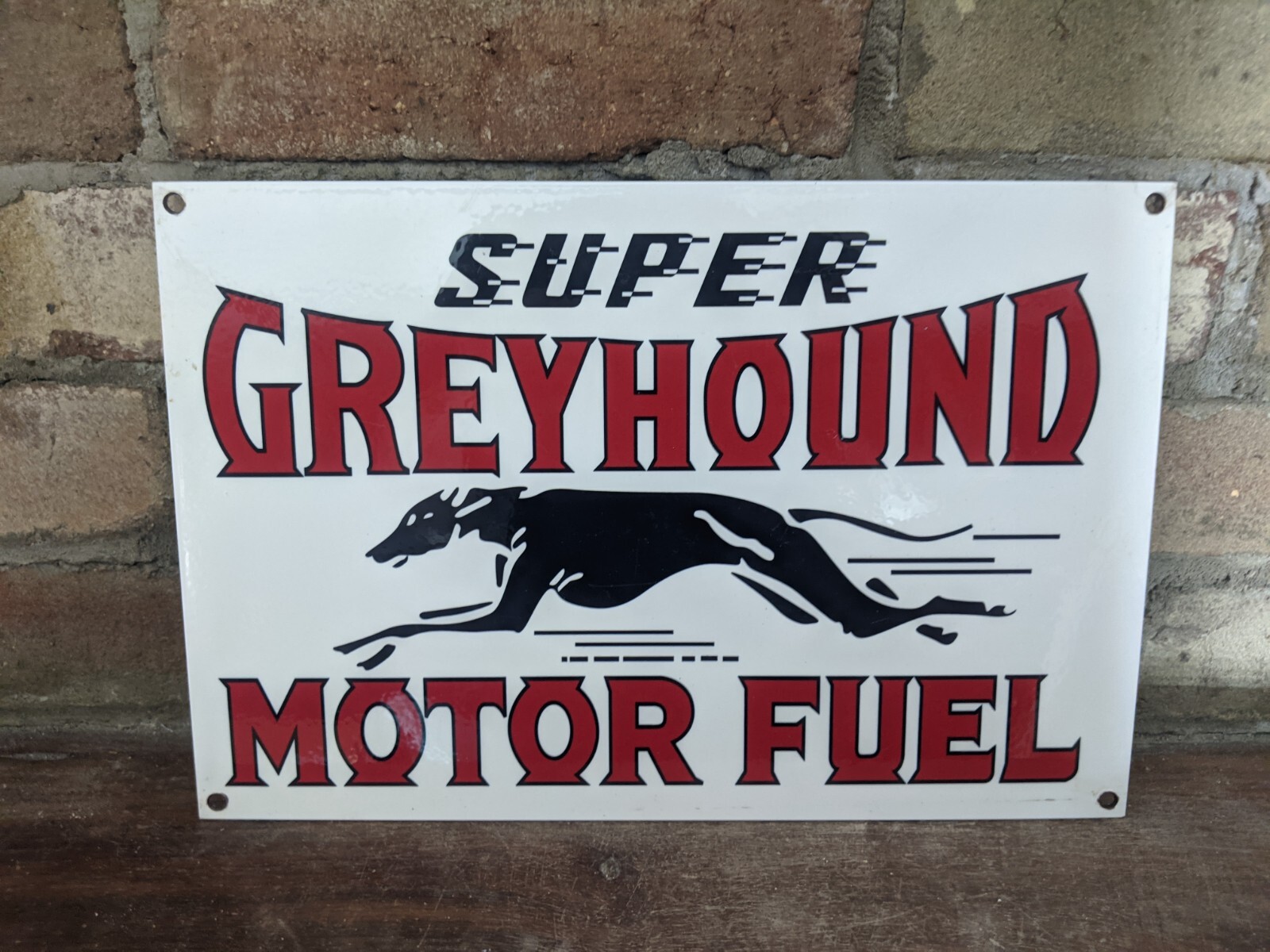 VINTAGE SUPER GREYHOUND MOTOR FUEL LINES BUS DEPOT PORCELAIN SIGN 12″ X 8″