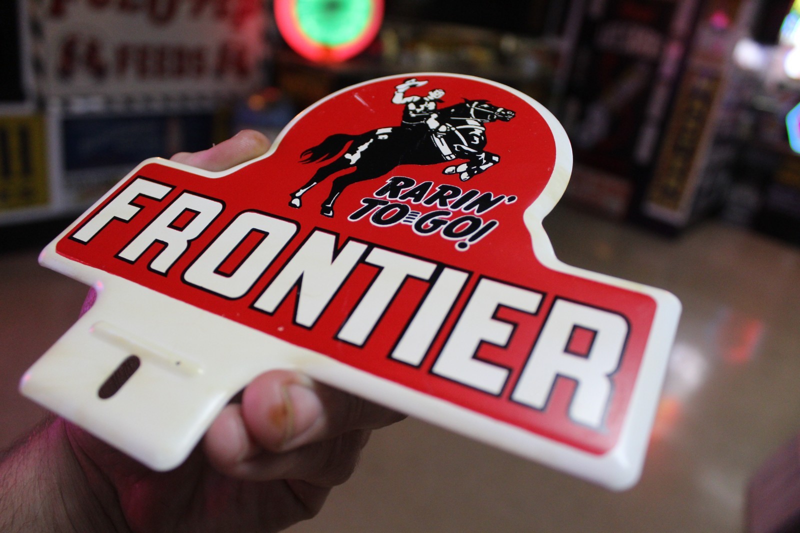 RARE 1950s FRONTIER GAS STATION STAMPED PAINTED METAL TOPPER SIGN OIL HORSE COW