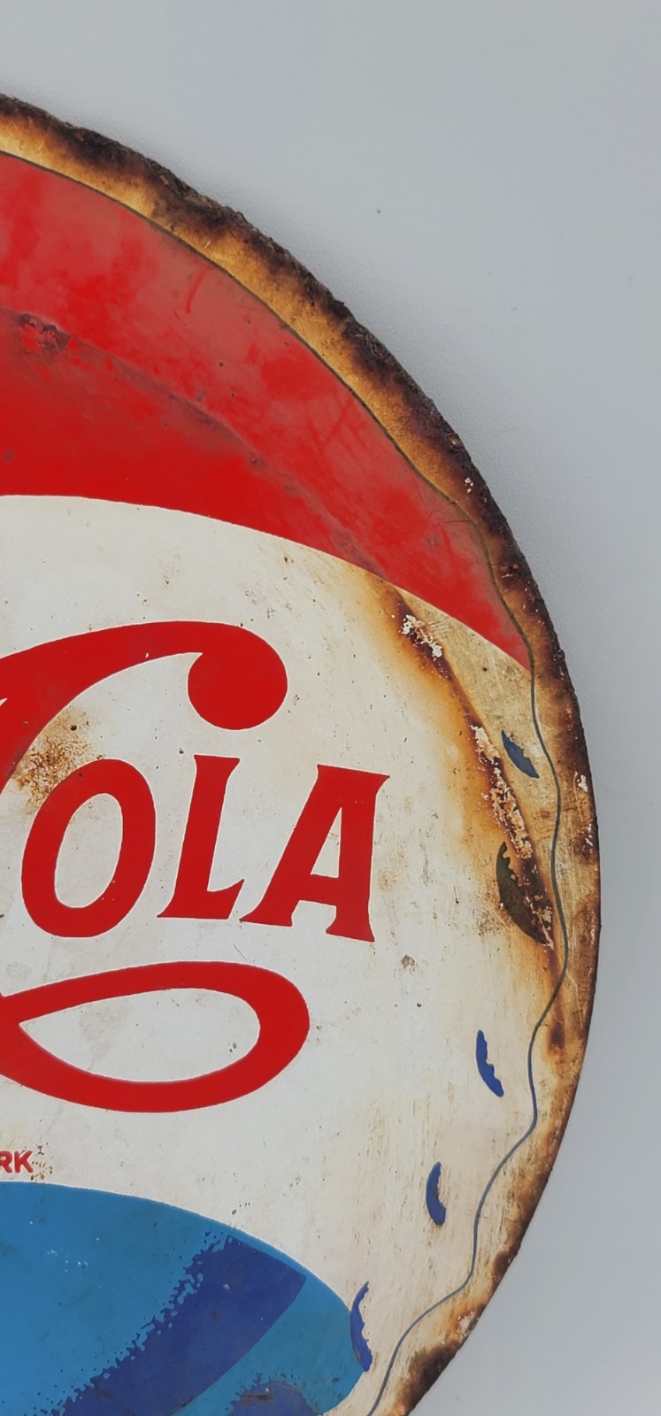 Vintage Distressed 8″ Pepsi Cola Rustic Weathered Porcelain Enameled Metal Sign