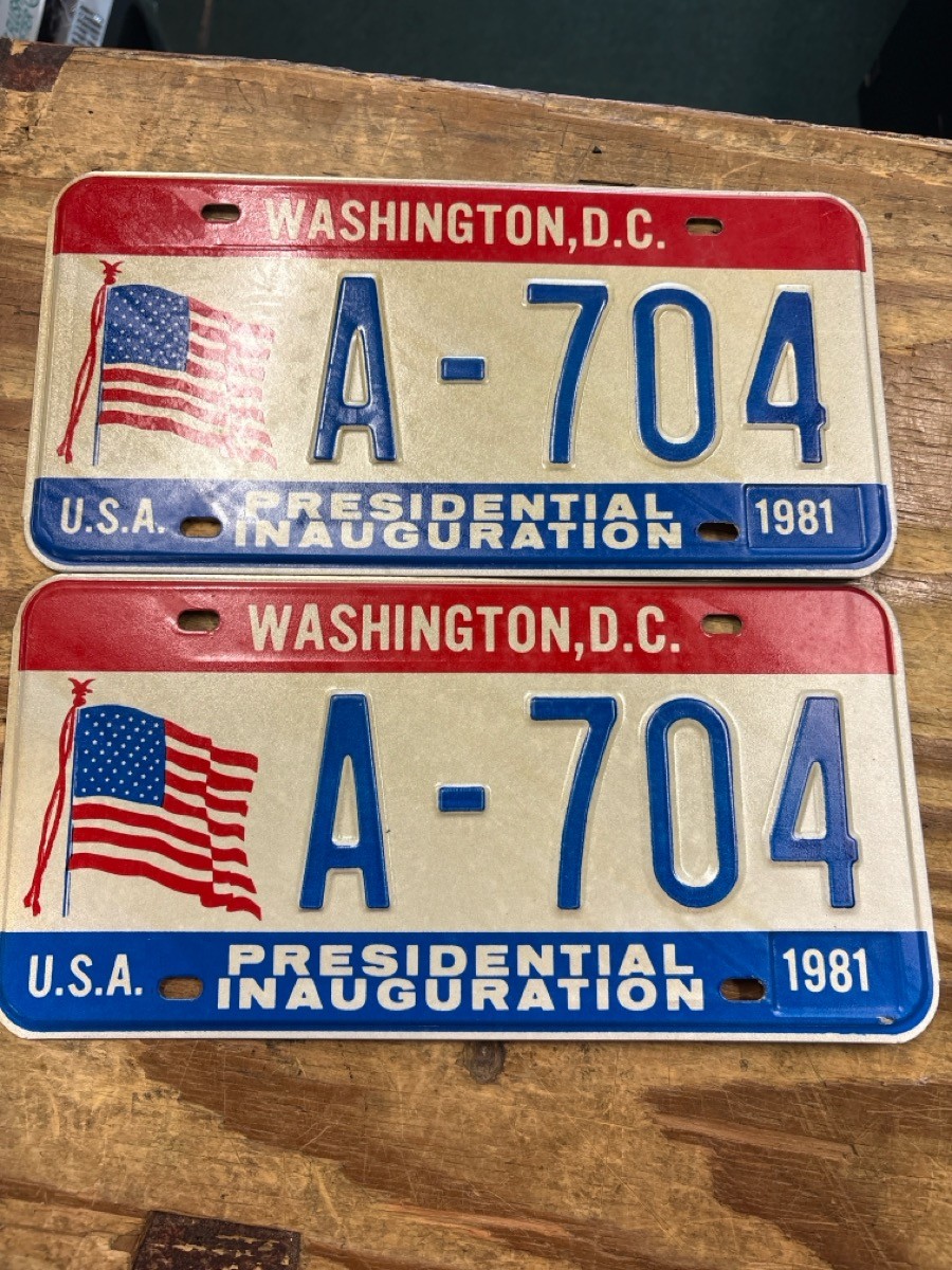 vintage 1981 preaisential inauguration license plate (HPB026593)