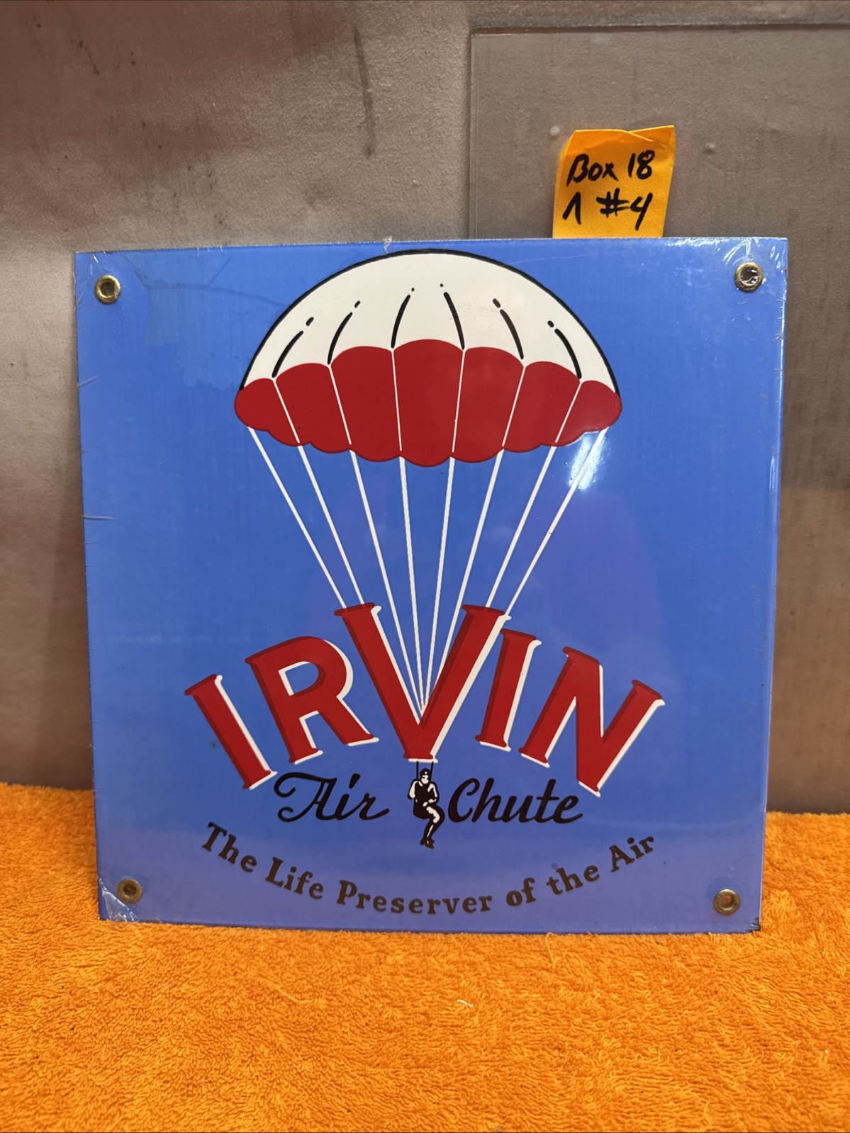 Box18 ^#4 Vintage NOS Porcelain Enameled Metal IRVIN Air Chute 10”x10”
