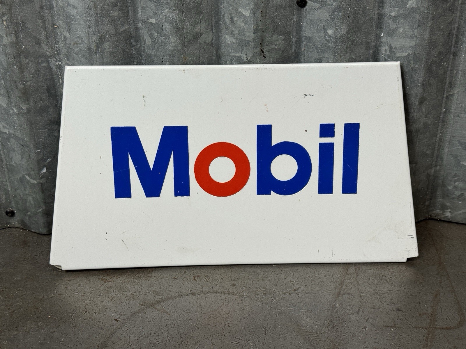 Vintage Mobil Metal Tire Stand Rack Display Sign Gas Oil