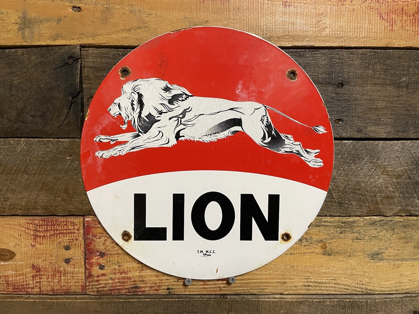VINTAGE LION PORCELAIN SIGN GAS & OIL REPAIR GARAGE MECHANIC ADVERTISING LUBE