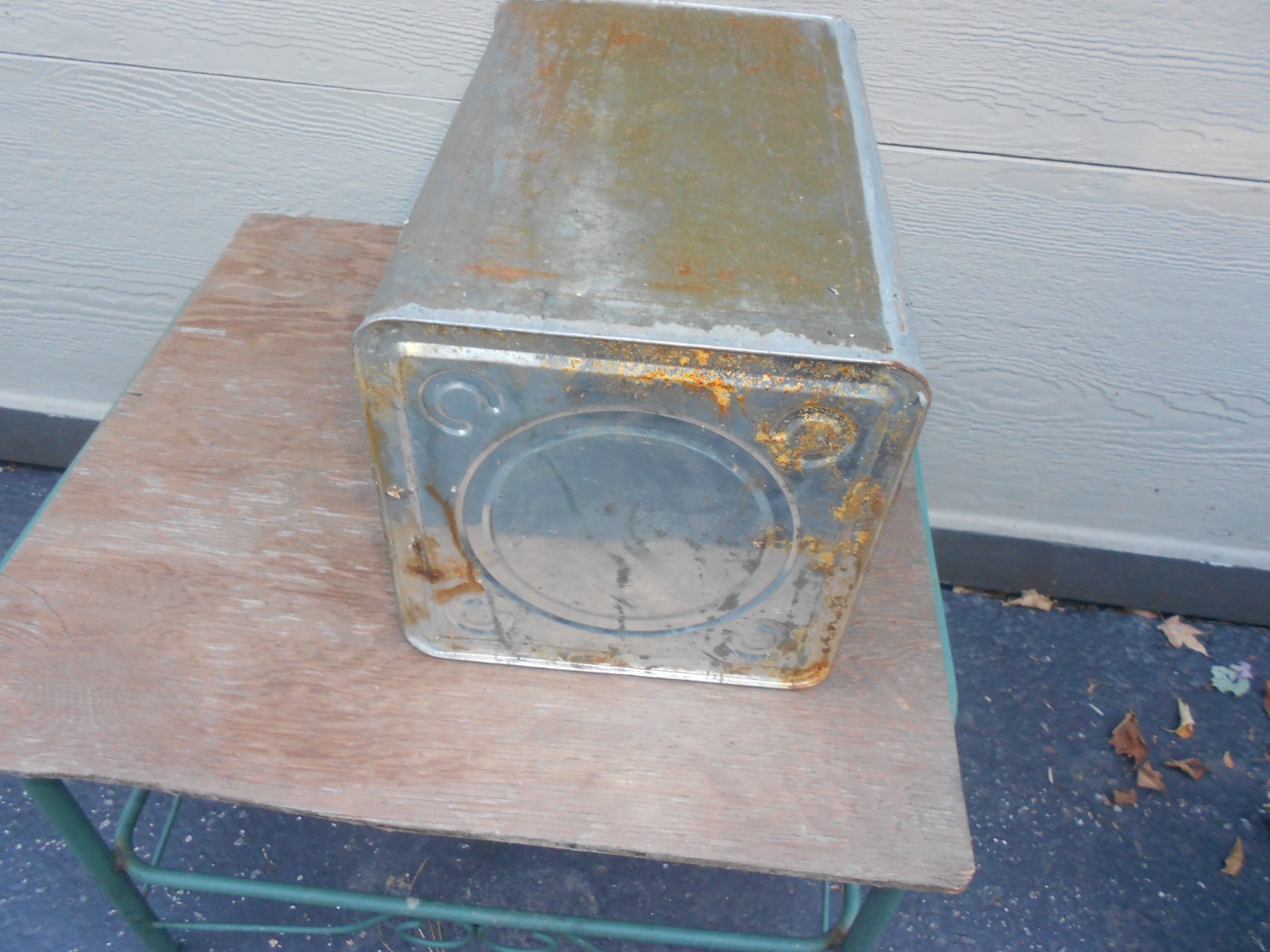VINTAGE ROGERSOL SQUARE METAL CONTAINER CHICAGO ILLINOIS 9 x 9 x 13 in -P 6