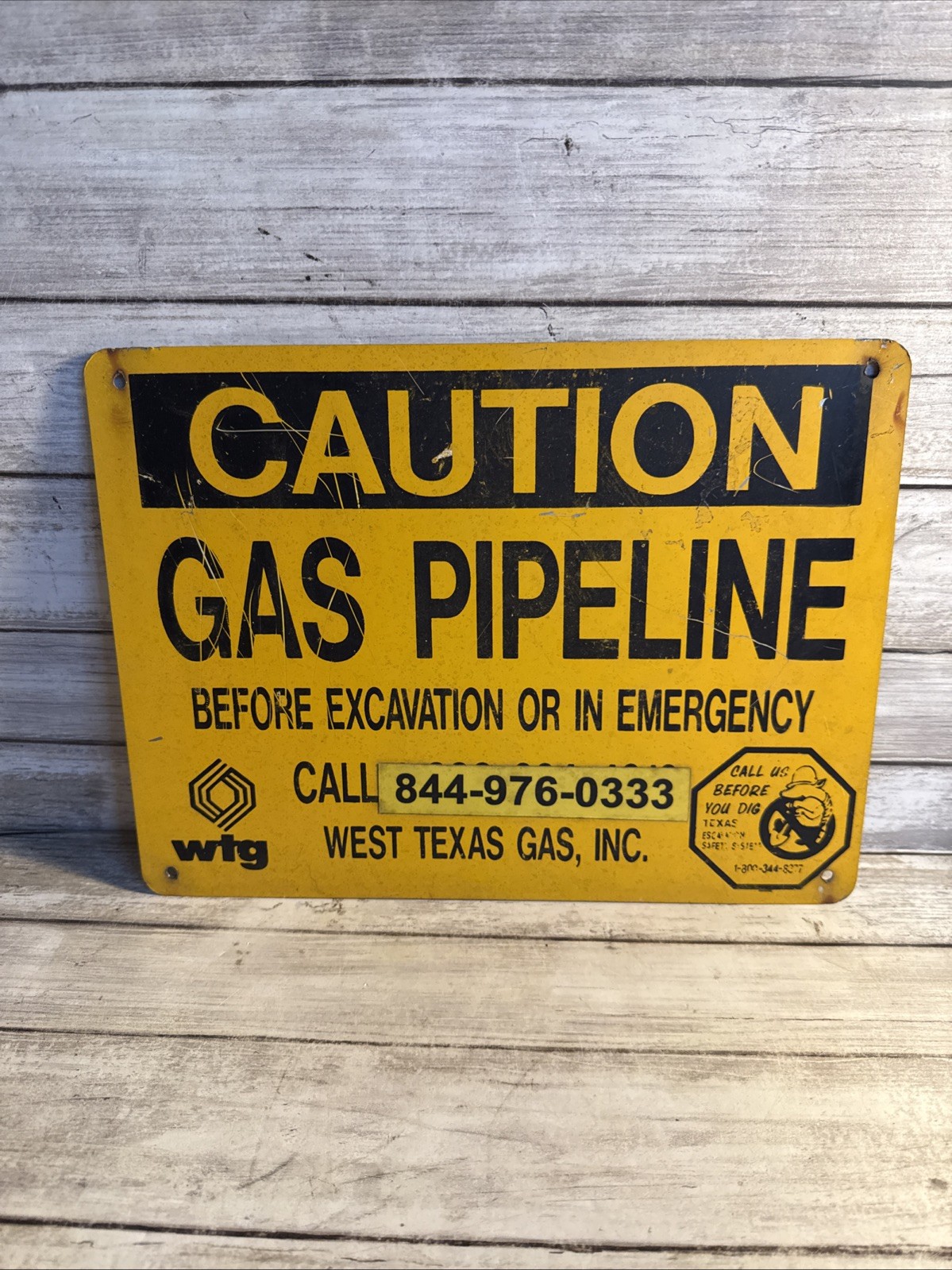 West Texas Gas Inc WTG Caution Gas Pipeline 12” X 9” Sign W/ Armadillo Logo