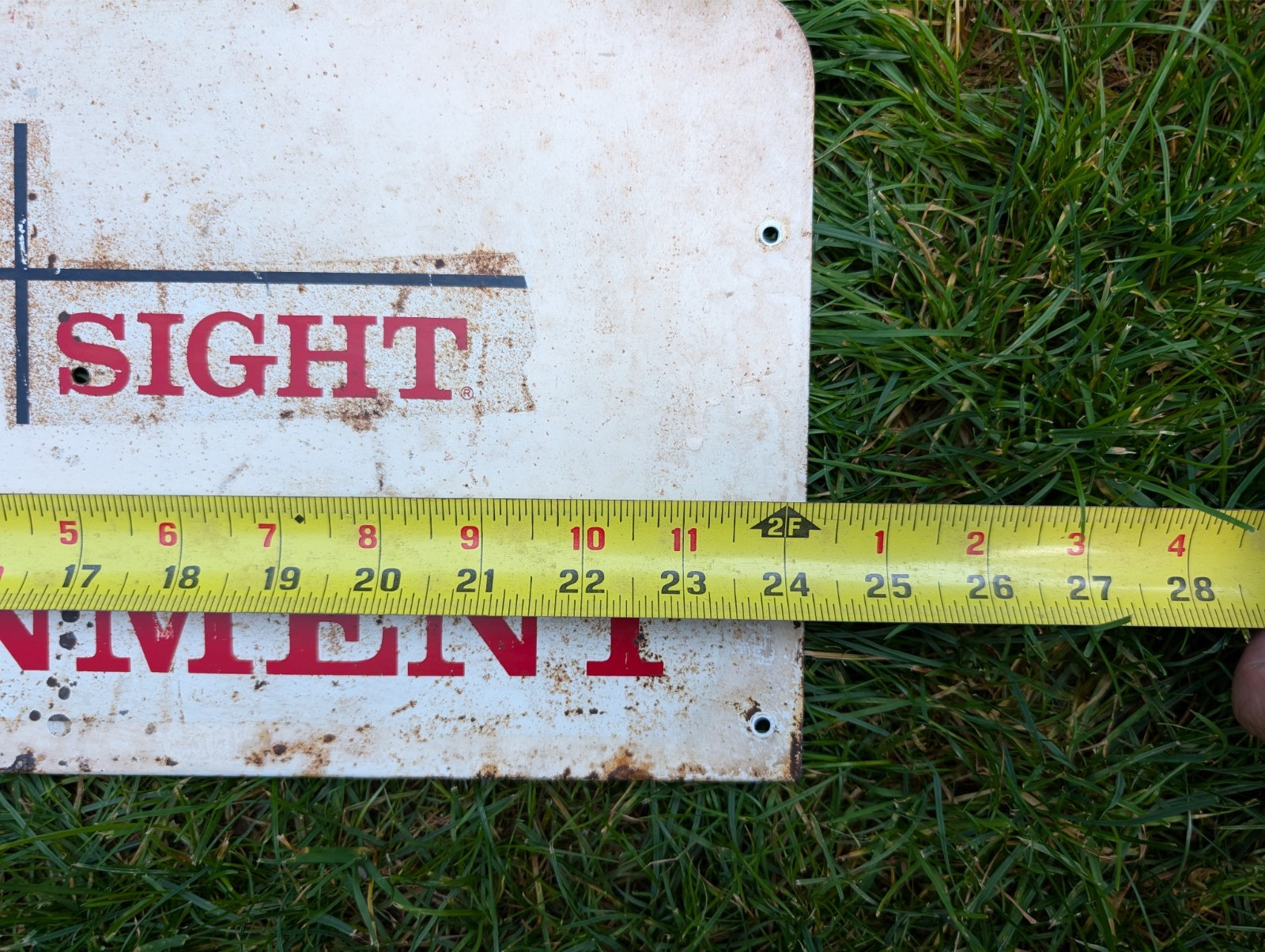 Vintage Alemite Cross Sight Alignment Sign, guaranteed original!