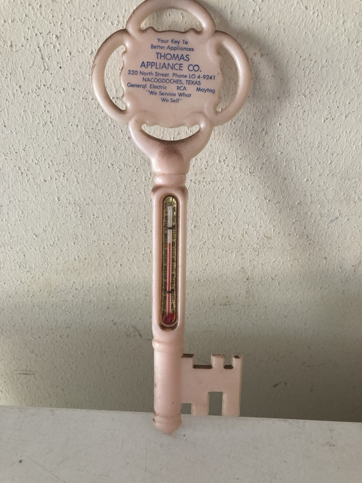 Vintage 1950s Thomas Appliance Key Shaped Thermometer Sign Nacogdoches Texas