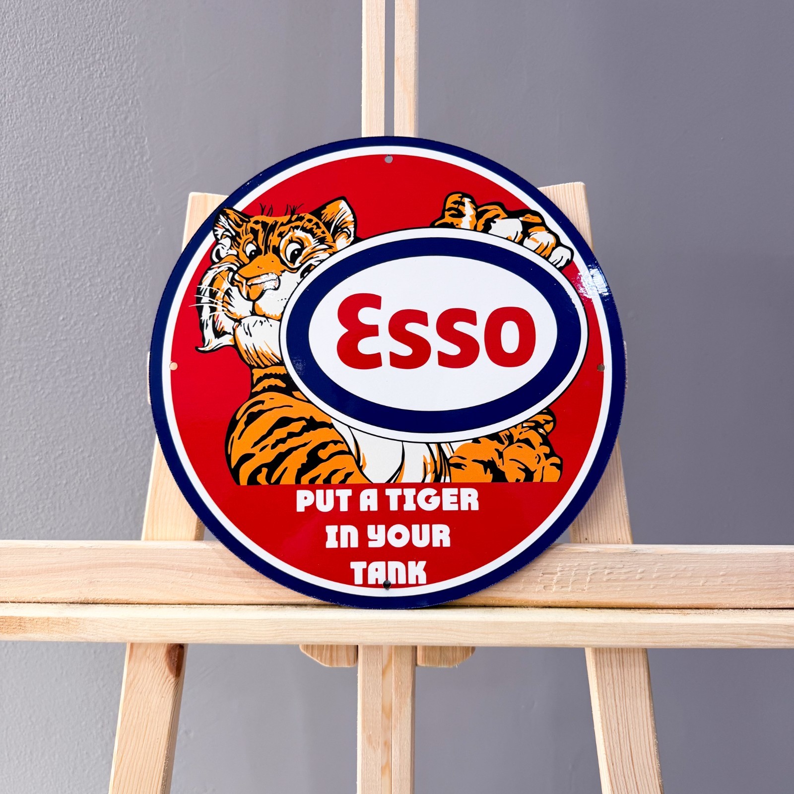 Esso Put a Tiger in Your Tank Red Vintage Metal Sign – 30 cm / 11.8”