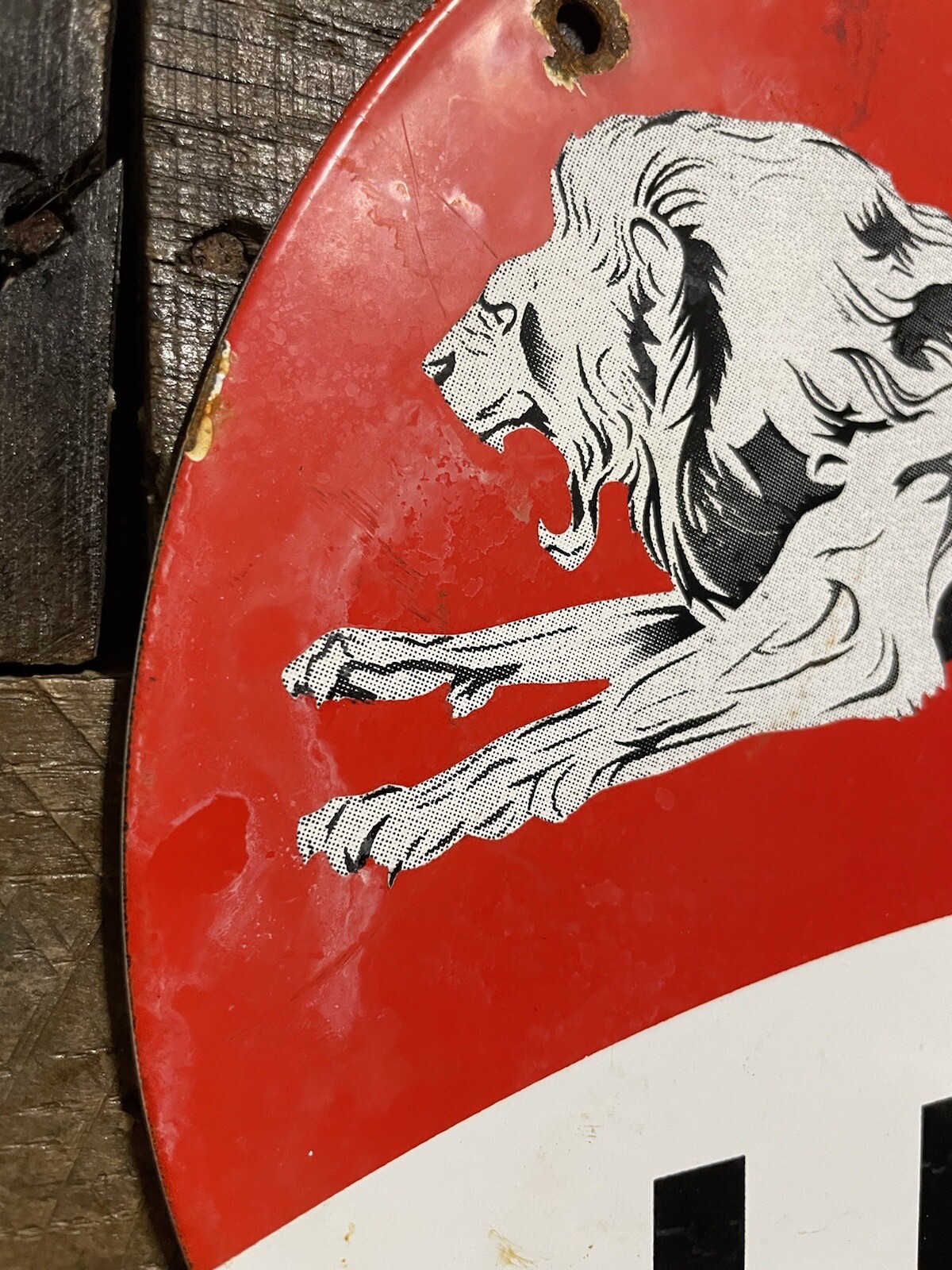 VINTAGE LION PORCELAIN SIGN GAS & OIL REPAIR GARAGE MECHANIC ADVERTISING LUBE