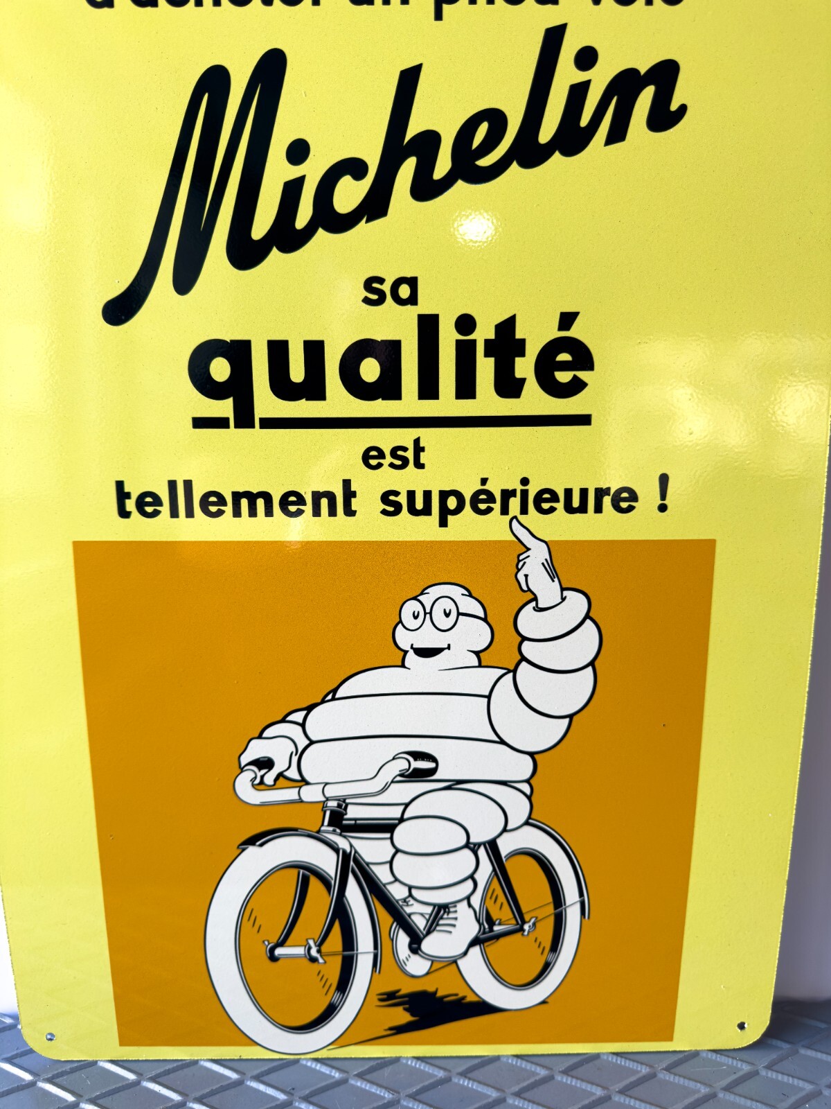 Vintage Michelin Bicycle Tire French Bibendum Metal Sign – 24″x16″ (60×40 cm)