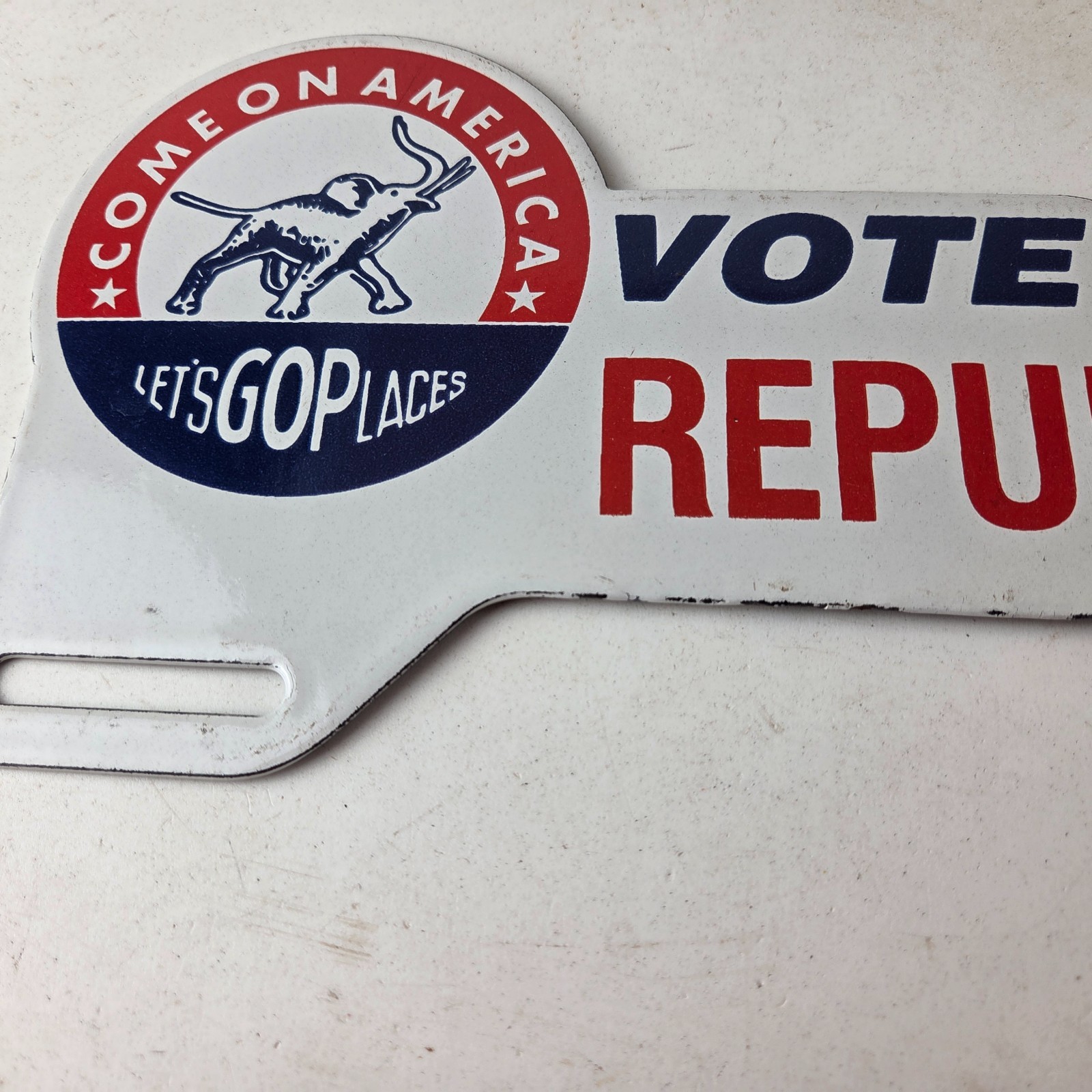 Vintage Vote Republican License Plate Topper – GOP Sign Ad on Automobile Topper