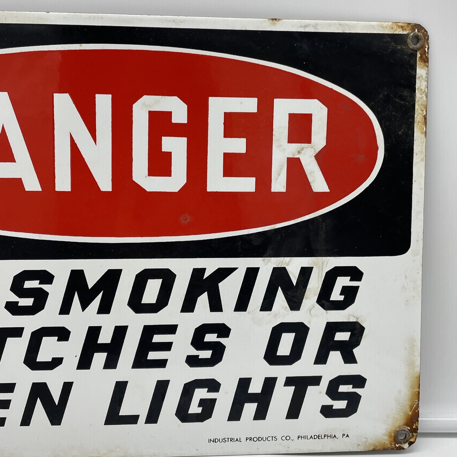 AUTHENTIC & ORIGINAL “DANGER” 14X10 INCH WARNING GAS & OIL PORCELAIN SIGN USA