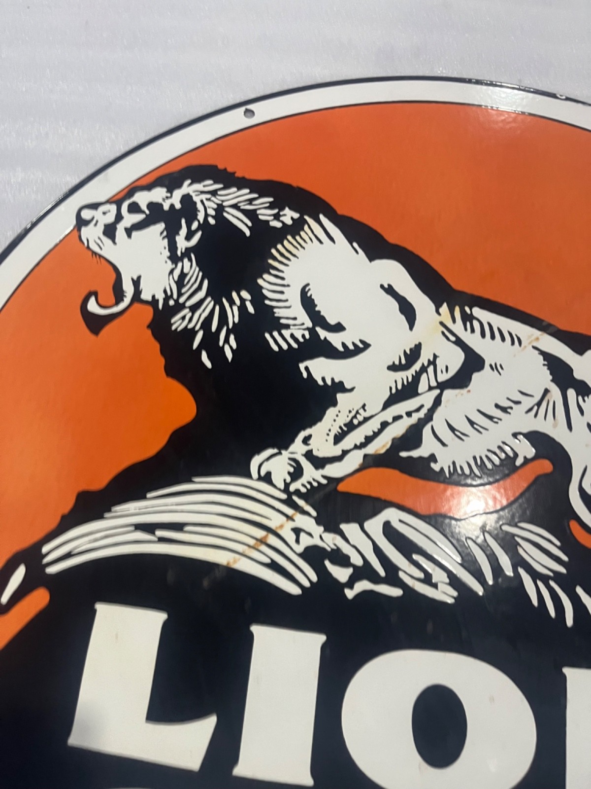 LION OILS & GAS PORCELAIN ENAMEL SIGN 30″ DSP.
