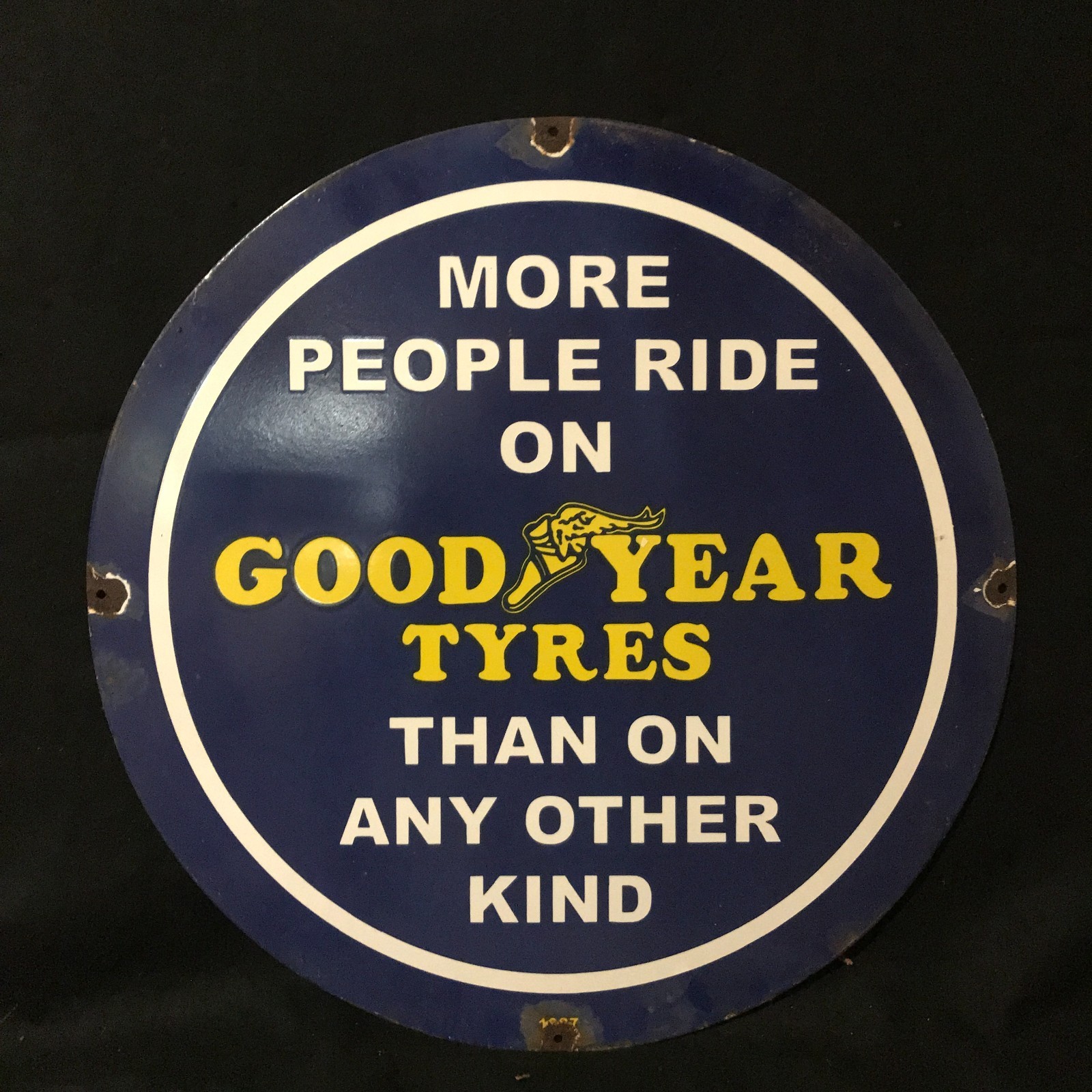GOODYEAR TYRES ADVERTISING PORCELAIN ENAMEL SIGN 30 IN ROUND SS