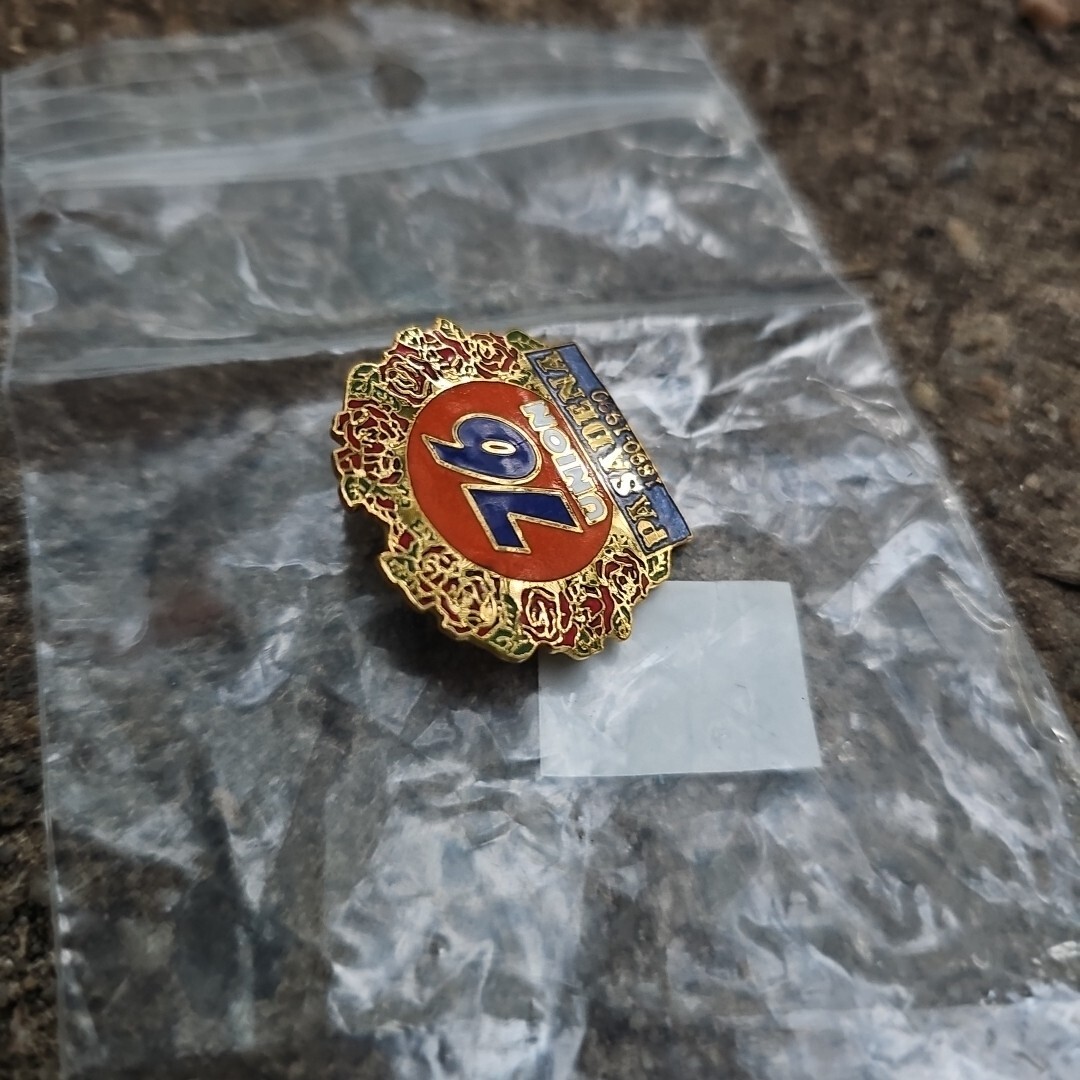 Union 76 Pasadena 100 Years 1890-1990 Rose PIN