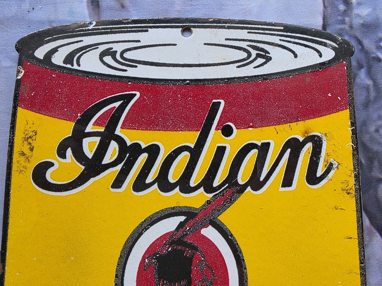 VINTAGE INDIAN MOTORCYCLE OIL PORCELAIN SIGN MASSACHUSETTS 11″x8″.