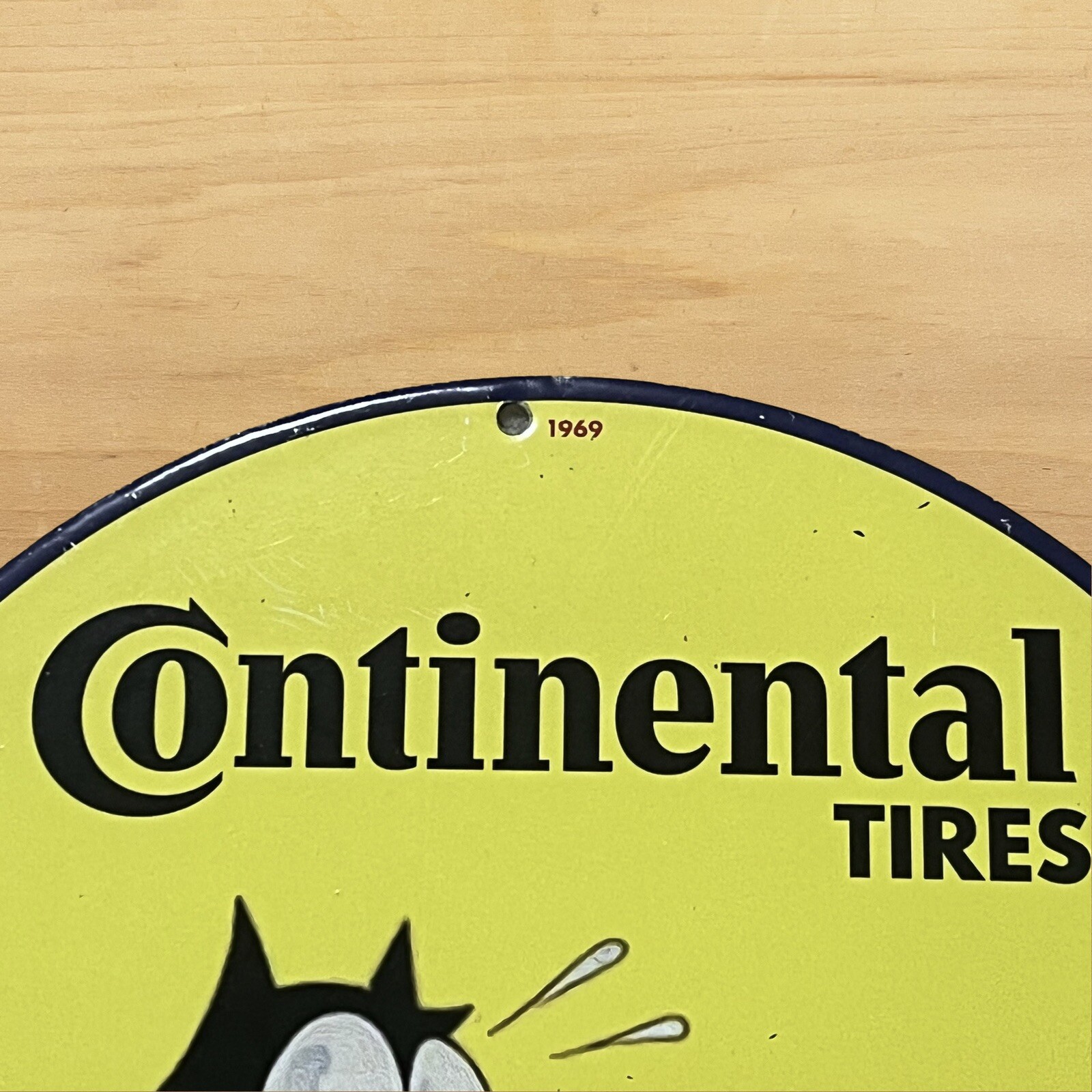 VINTAGE CONTINENTAL TIRES PORCELAIN SIGN FELIX DEALER SERVICE STATION PUMP PLATE