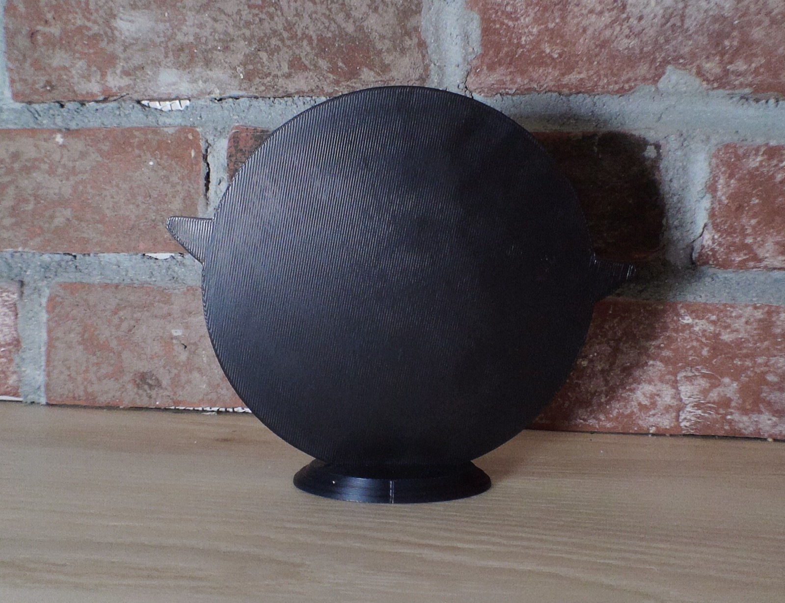 FLYING A SERVICE desktop sign with removable base almost 5 inches tall