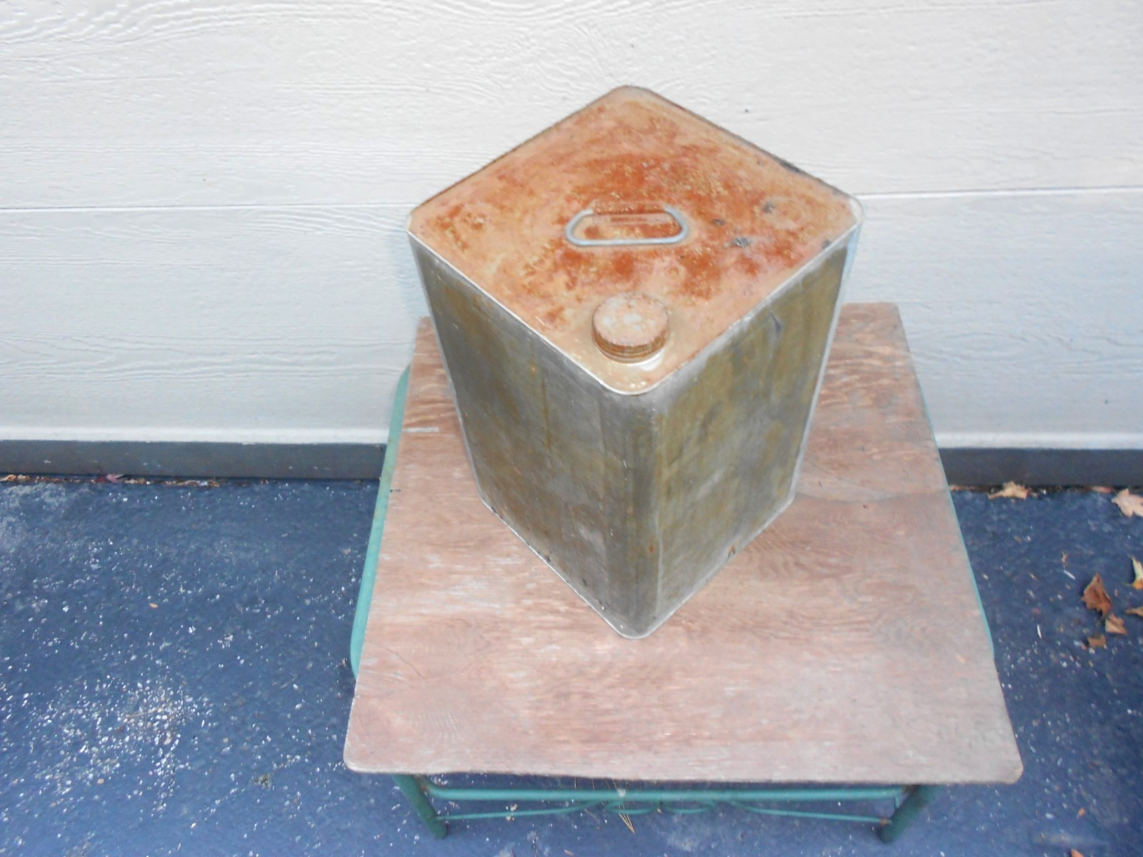 VINTAGE ROGERSOL SQUARE METAL CONTAINER CHICAGO ILLINOIS 9 x 9 x 13 in -P 6