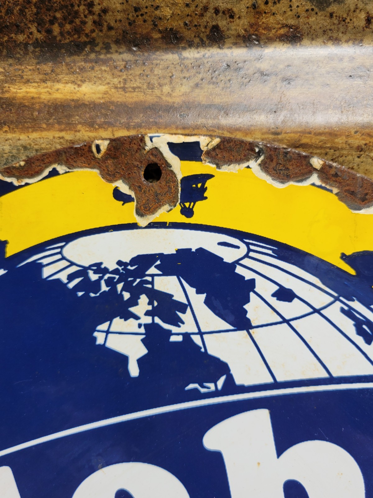 VINTAGE GLOBE PORCELAIN SIGN OLD UNIVERSAL GAS PUMP PLATE SERVICE STATION 12″