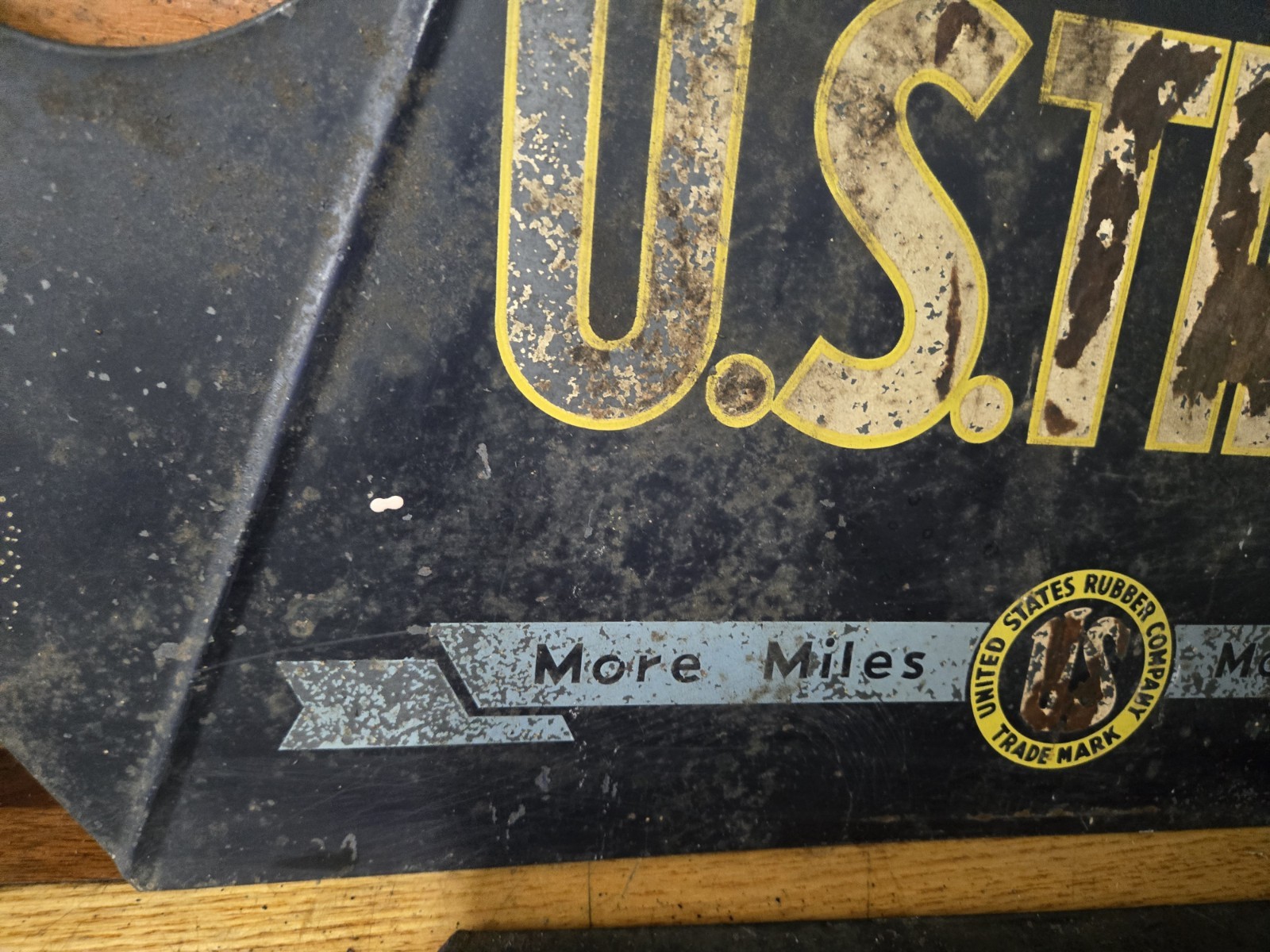 RARE Vintage U.S. TIRES Service Station Advertising Tire Display Stand Sign NOS?