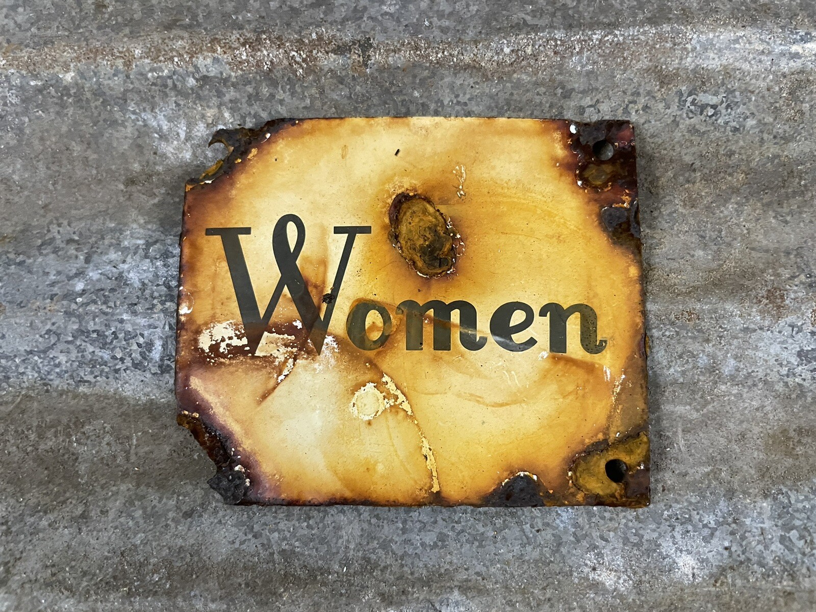 VINTAGE RESTROOM PORCELAIN SIGN GAS STATION SERVICE WOMEN BATHROOM TOILET MARKER