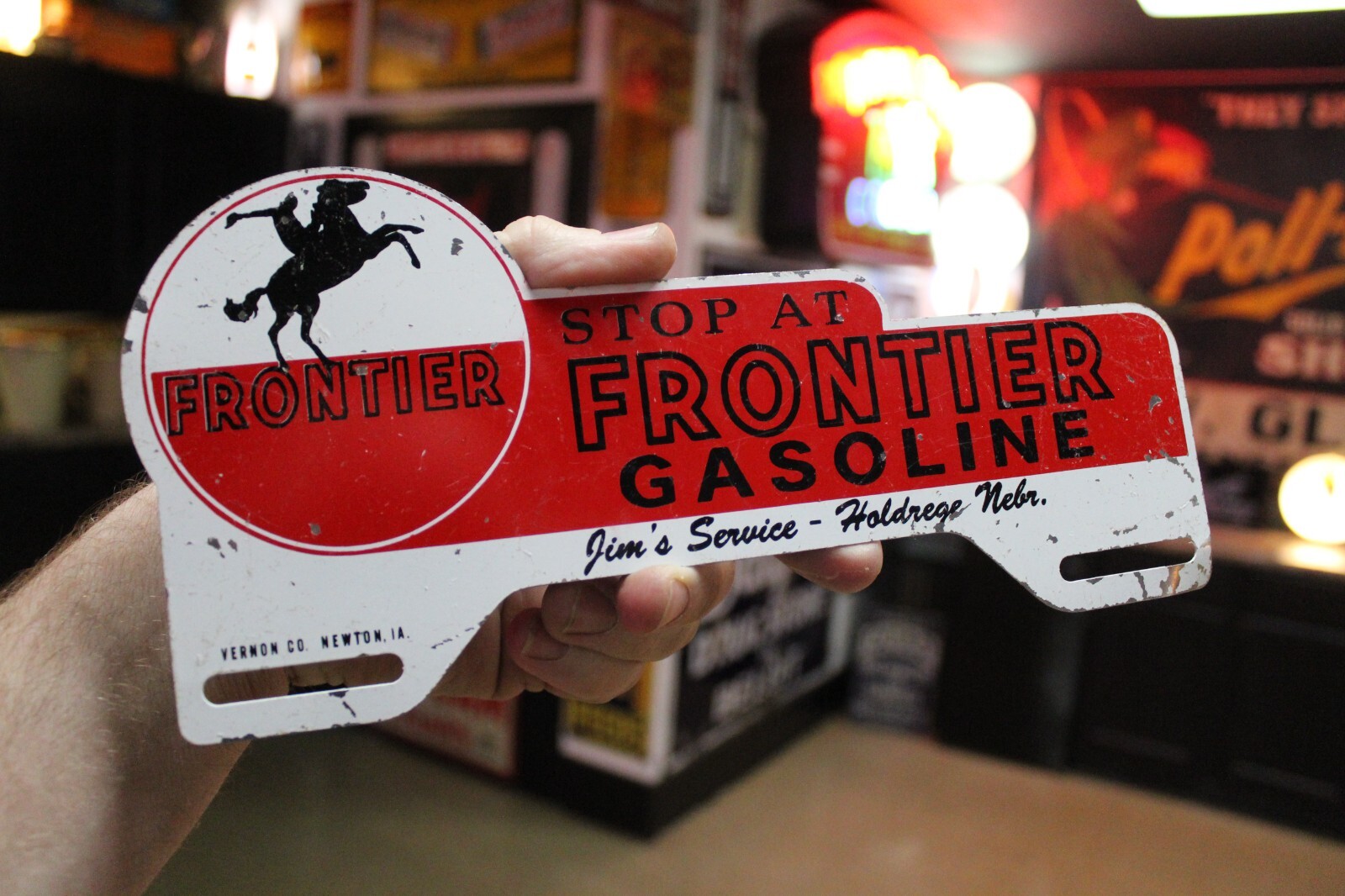 RARE 1950s FRONTIER GASOLINE PAINTED METAL TOPPER SIGN HOLDREGE NEBRASKA HORSE