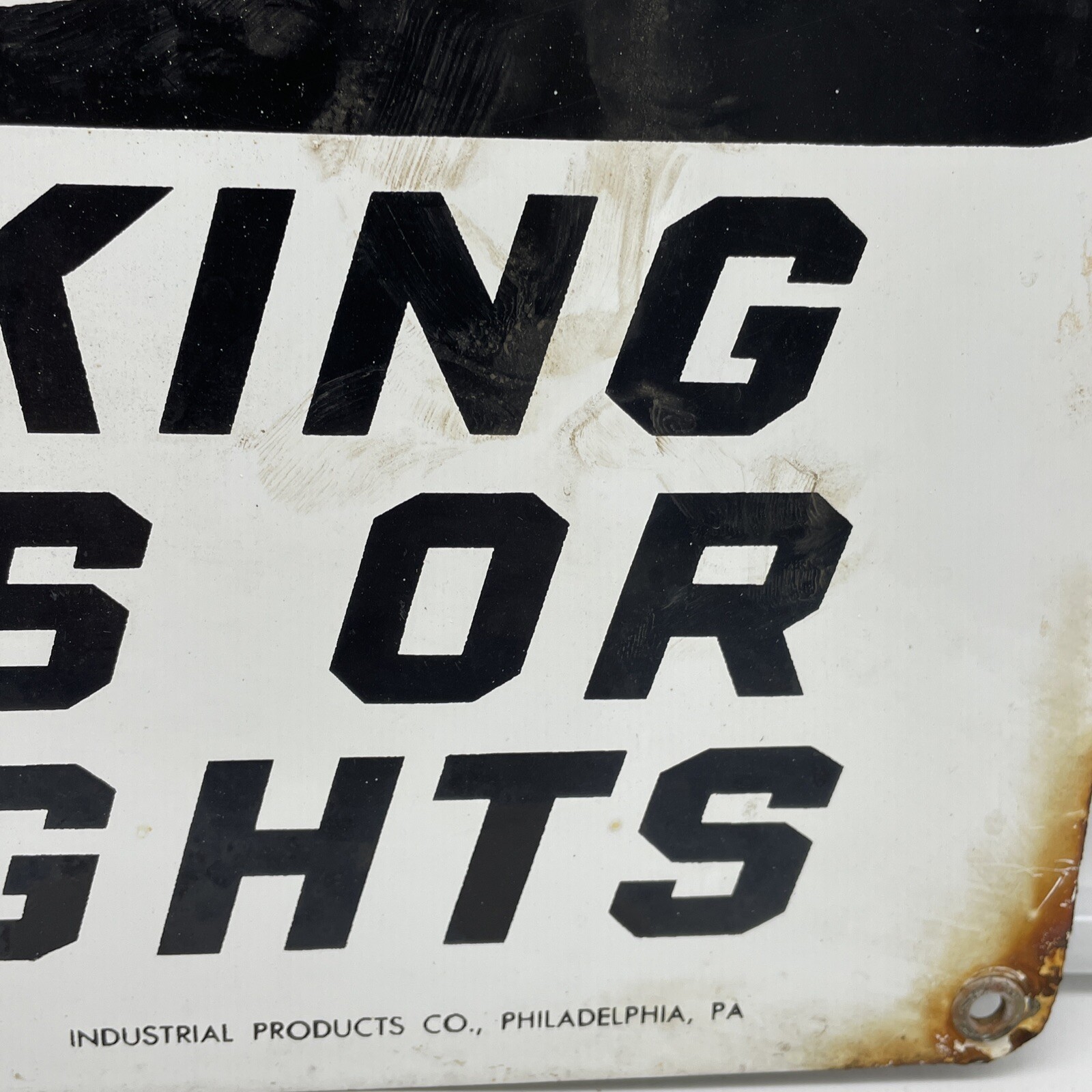 AUTHENTIC & ORIGINAL “DANGER” 14X10 INCH WARNING GAS & OIL PORCELAIN SIGN USA