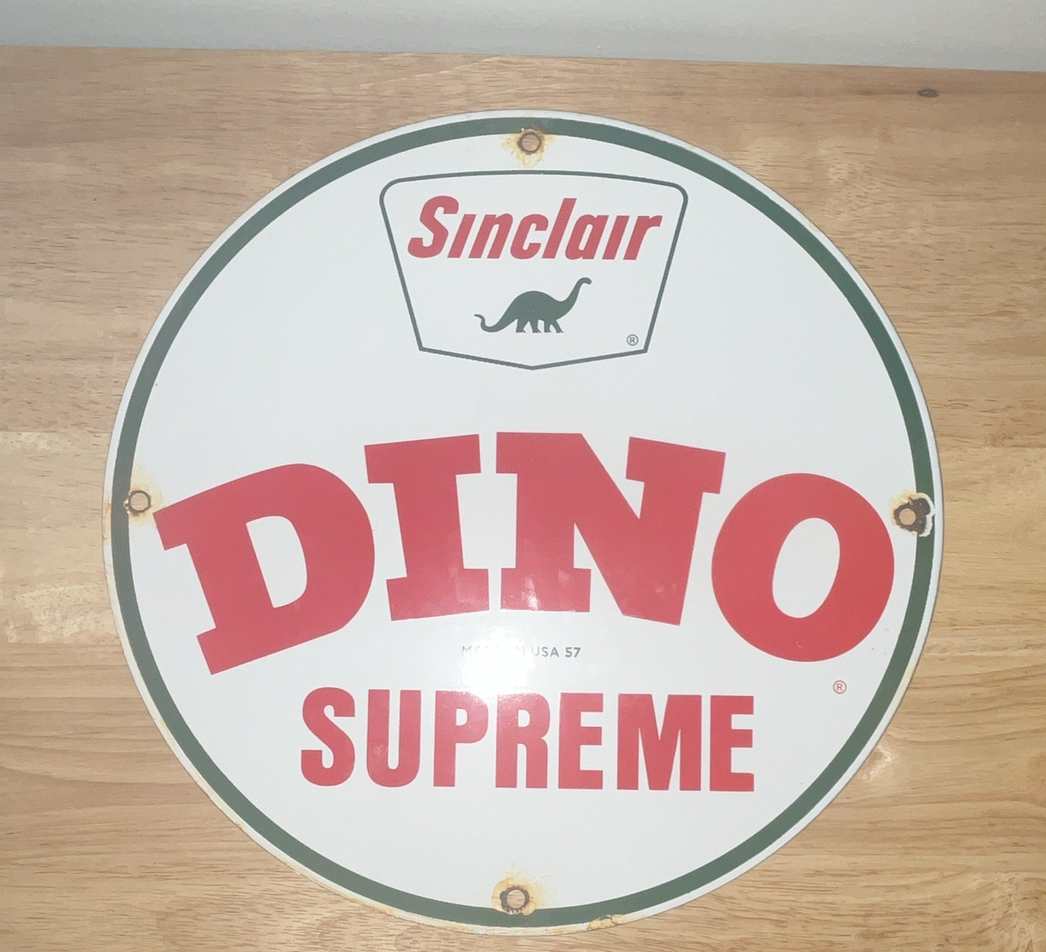 Sinclair Dino Supreme Round Gas & Oil Advertising Sign White Red Green