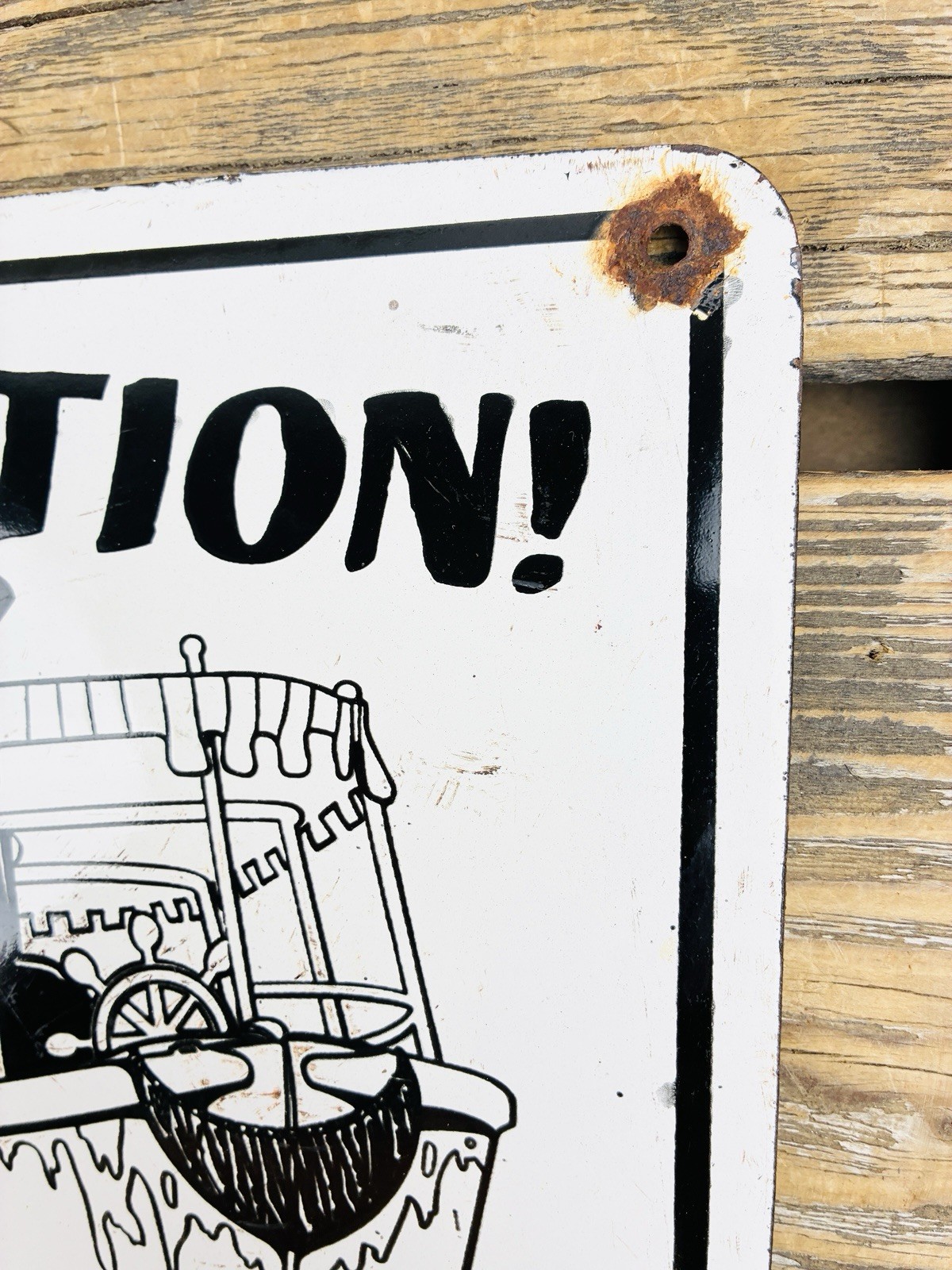 VINTAGE 12×9″ CAUTION! WATCH THE GAP OIL PORCELAIN PUMP STATION GASOLINE SIGN