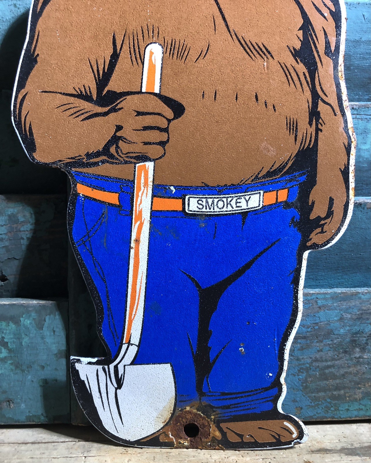 VINTAGE SMOKEY BEAR 10” PREVENT FOREST FIRES PORCELAIN SIGN GAS OIL SERVICE