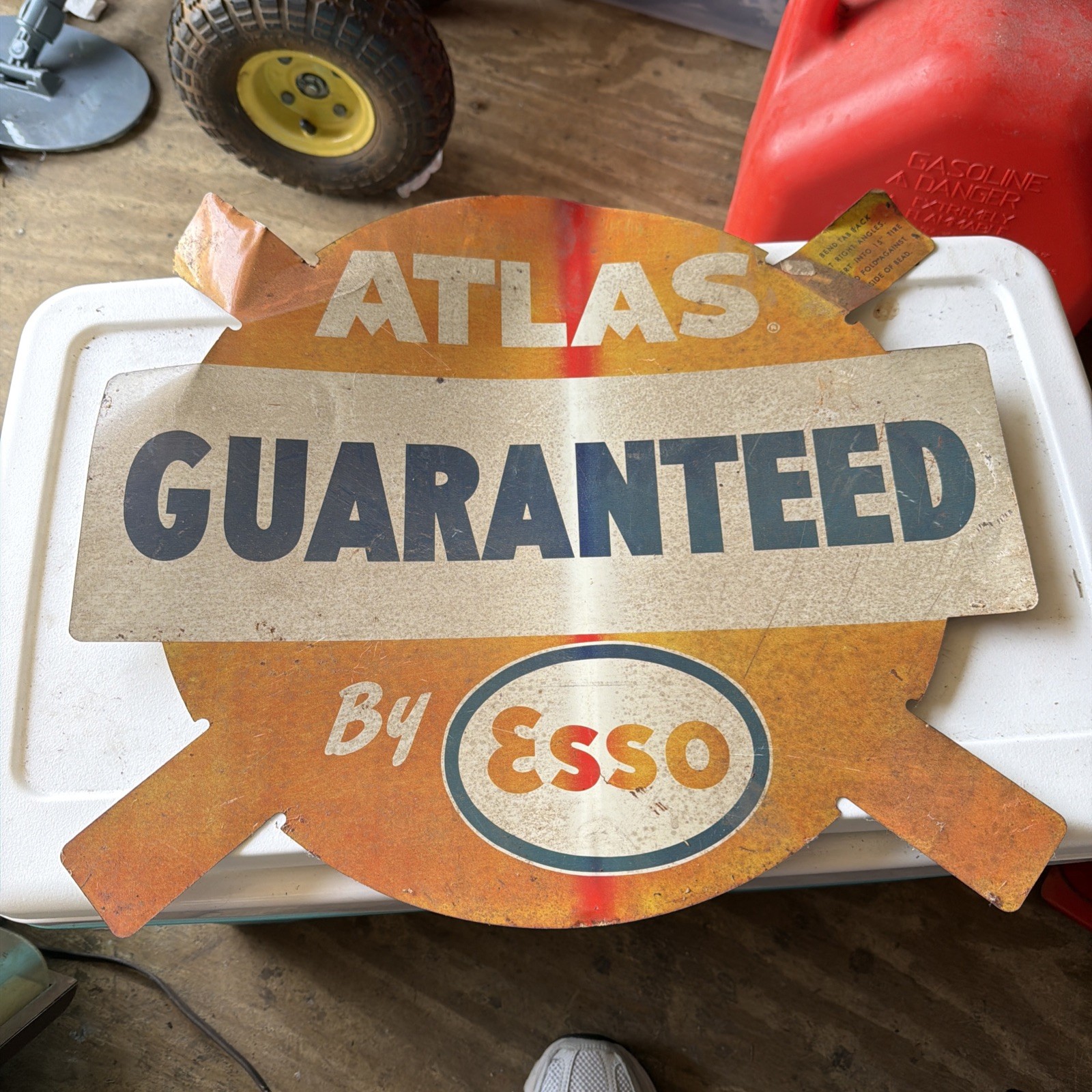 Atlas Guaranteed By Esso Sign