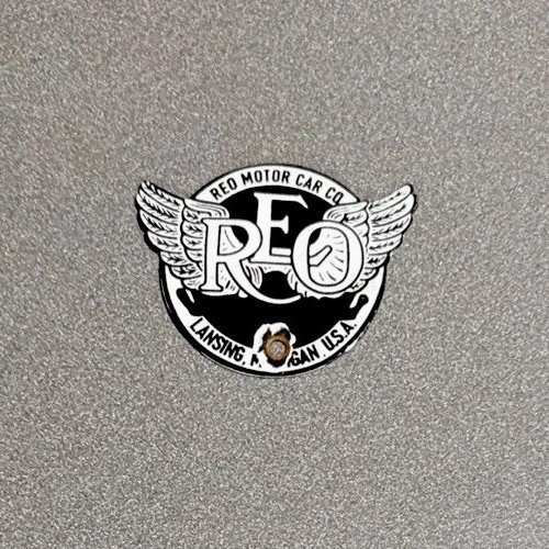 VINTAGE REO MOTOR CAR COMPANY WINGS PORCELAIN SIGN GAS OIL TRUCK MOTORCYCLE