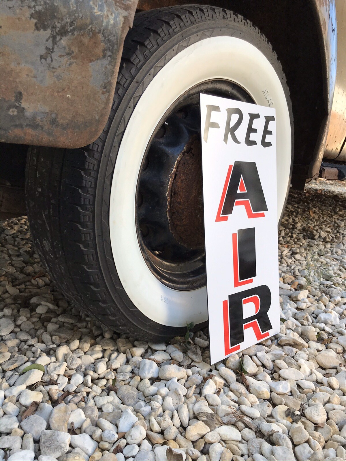 Antique Vintage Old Style Free Air Service Station Sign