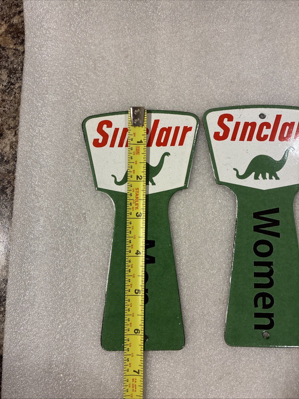 Sinclair Porcelain Advertising Sign Pair Restroom Bathroom Key Holder 6 1/2”