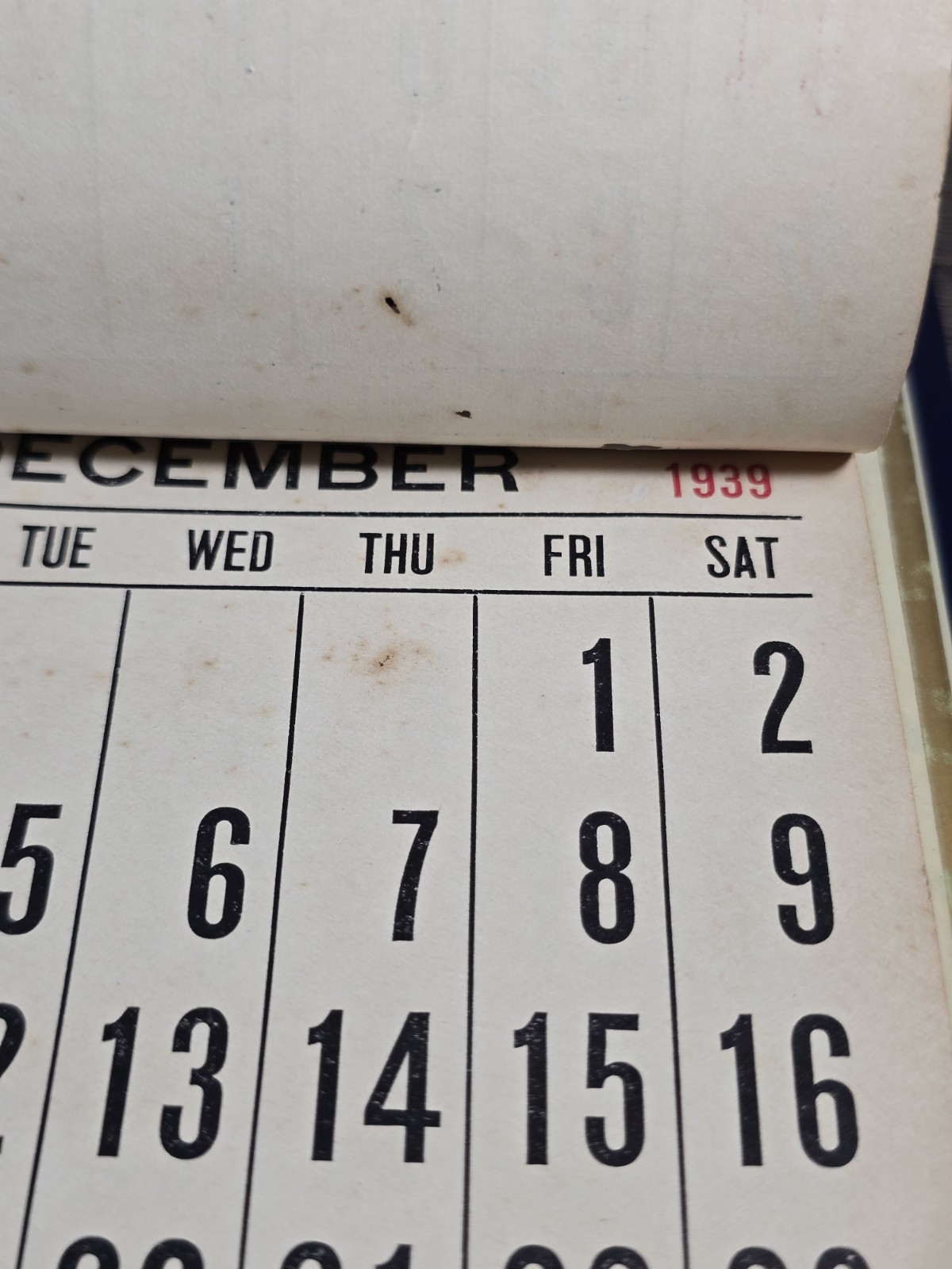 1939 Marlow Coal. Co. Washington D.C. Blue Celluloid Calendar Sign White Oak