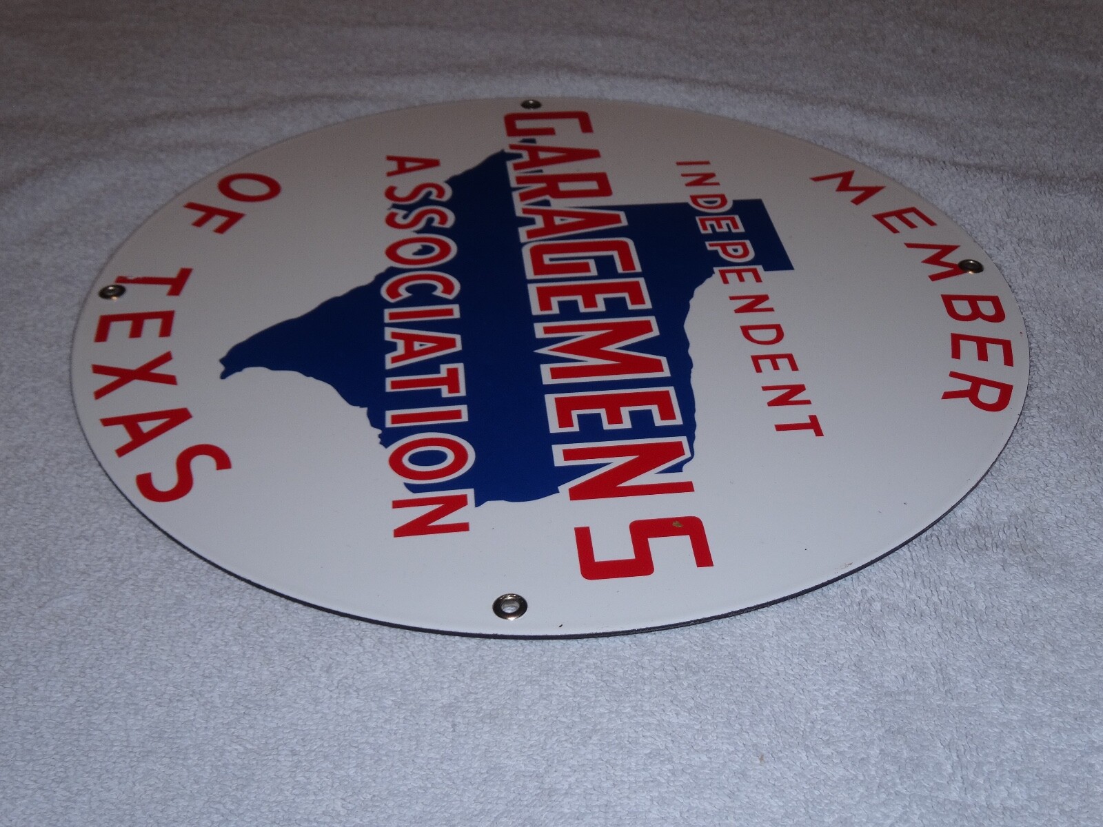 VINTAGE MEMBER INDEPENDENT GARAGEMENS ASSOCIATION TEXAS 14″ PORCELAIN METAL SIGN
