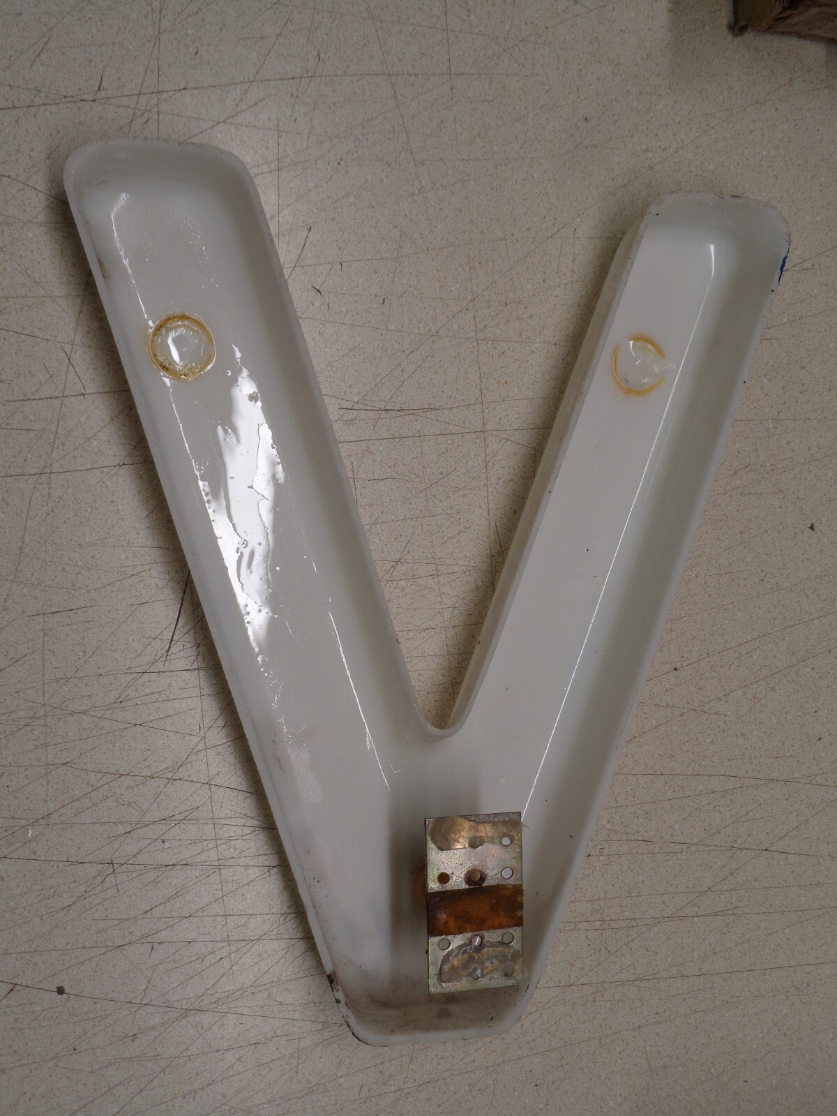 Gas Service Station Sign letter ” V ” white plastic 10″ x 8 1/2″